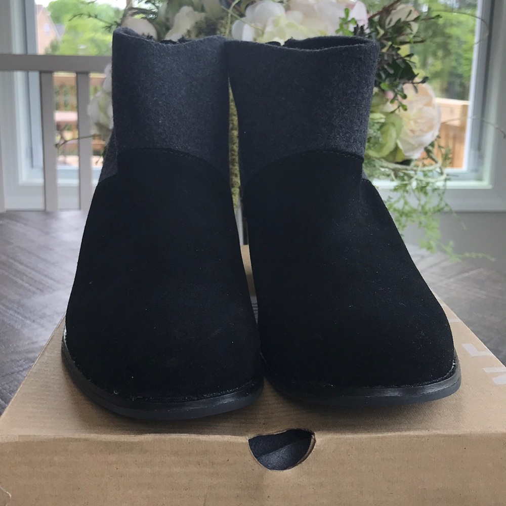 Toms Booties